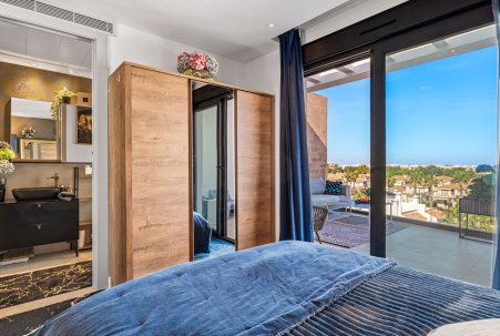 Sale - Apartment - Villamartín