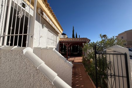 Sale - Villa - Ciudad Quesada