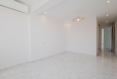 Prodej - Apartmán - Torrevieja - Playa del Acequión