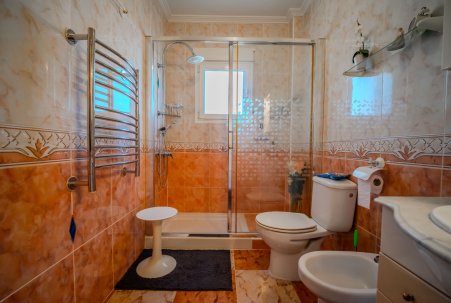 Venta - Chalet - La Zenia