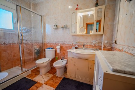 Venta - Chalet - La Zenia