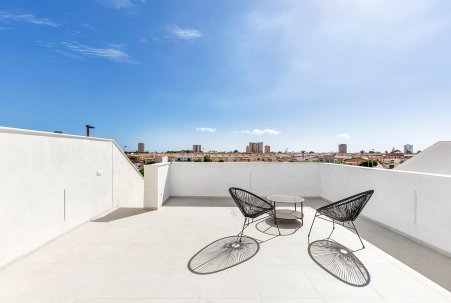 Obra Nueva - Chalet - Los Alcázares