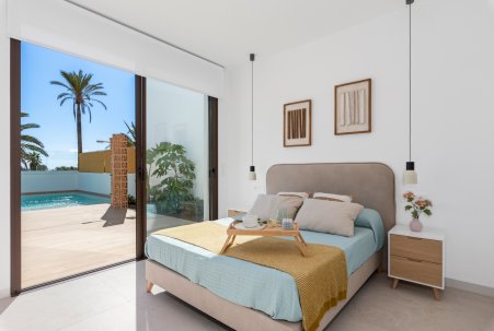 Obra Nueva - Chalet - Los Alcázares