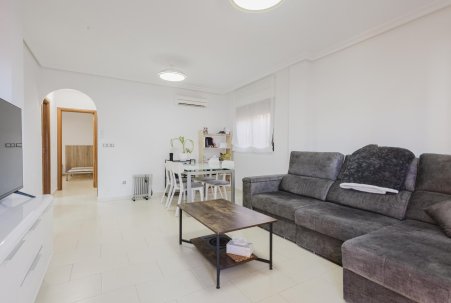 Sale - Villa - Torrevieja - Aguas Nuevas