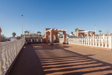 Sale - Villa - Torrevieja - Aguas Nuevas
