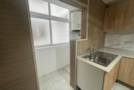 Sale - Wohnung - Torrevieja - Muelle Pesquero