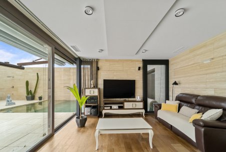 Sale - Villa - Novelda