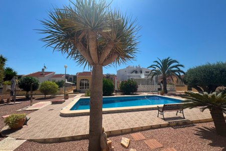 Sale - Villa - San Fulgencio