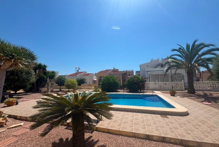 Sale - Villa - San Fulgencio