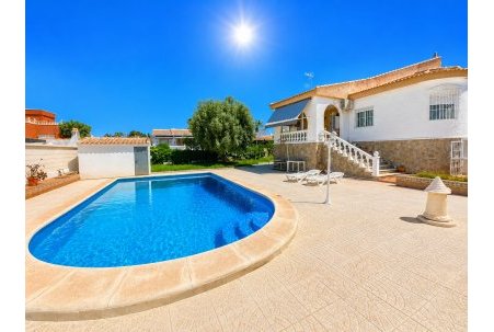 Sale - Villa - Torrevieja - La Siesta