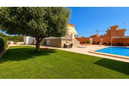 Sale - Villa - Torrevieja - La Siesta