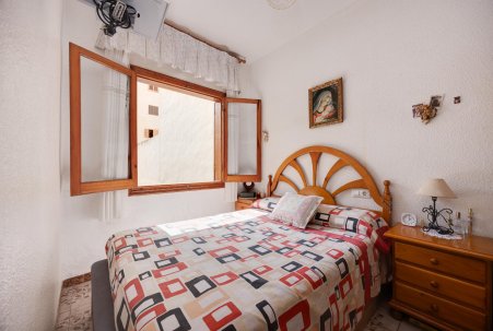 Sale - Bungalow - Torrevieja - Playa del Acequión