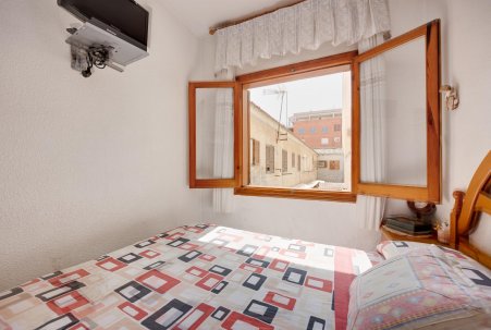 Sale - Bungalow - Torrevieja - Playa del Acequión