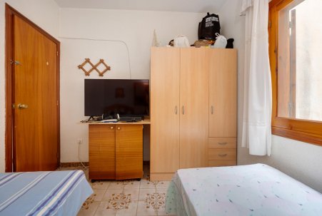 Sale - Bungalow - Torrevieja - Playa del Acequión