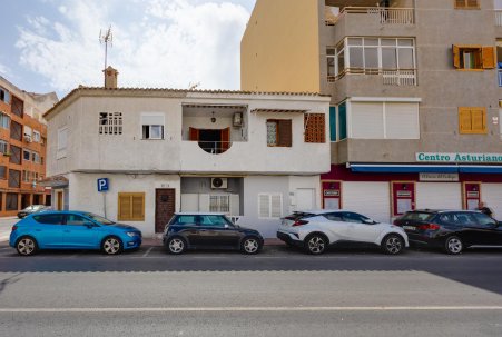 Sale - Bungalow - Torrevieja - Playa del Acequión