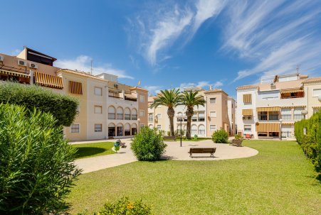 Sale - Bungalow - Torrevieja - playa de los naufragos
