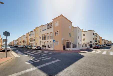 Sale - Bungalow - Torrevieja - playa de los naufragos