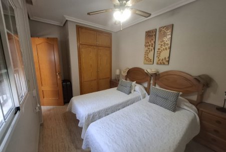 Sale - Villa - Guardamar del Segura - Urbanizaciones