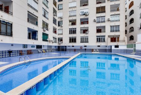 Sale - Apartment - Torrevieja - Playa del Cura