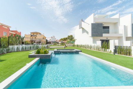 New Build - Maison de ville - Torrevieja