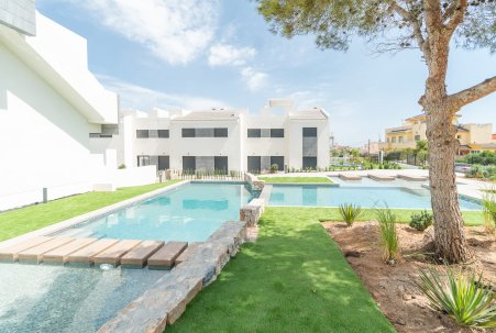 New Build - Maison de ville - Torrevieja