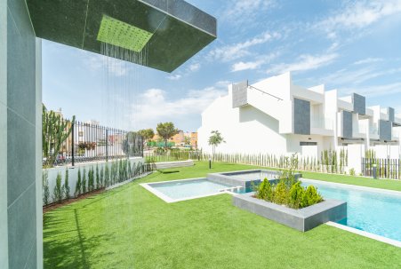 New Build - Maison de ville - Torrevieja
