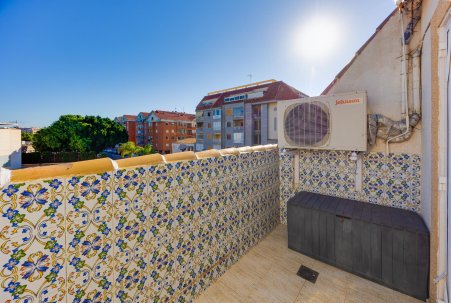 Sale - Atico - Torrevieja - Playa del Acequión